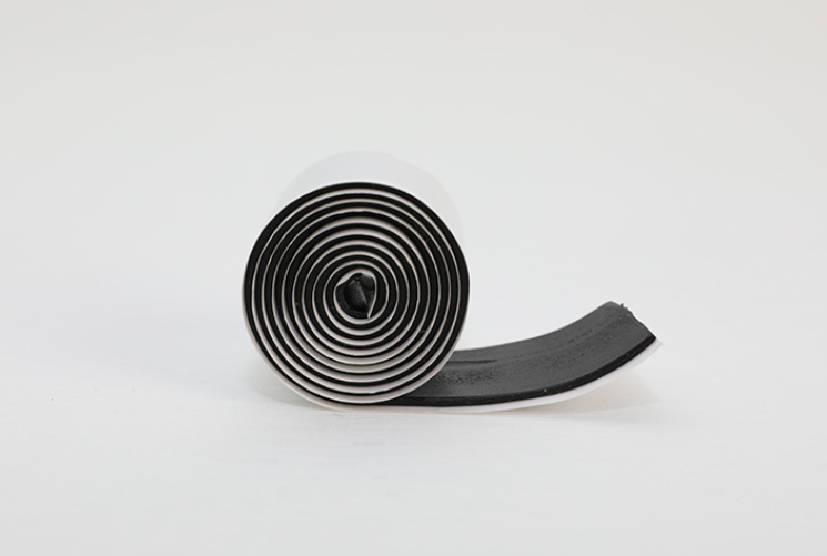 Butyl Tape for insulation sealing in wiring harnesses